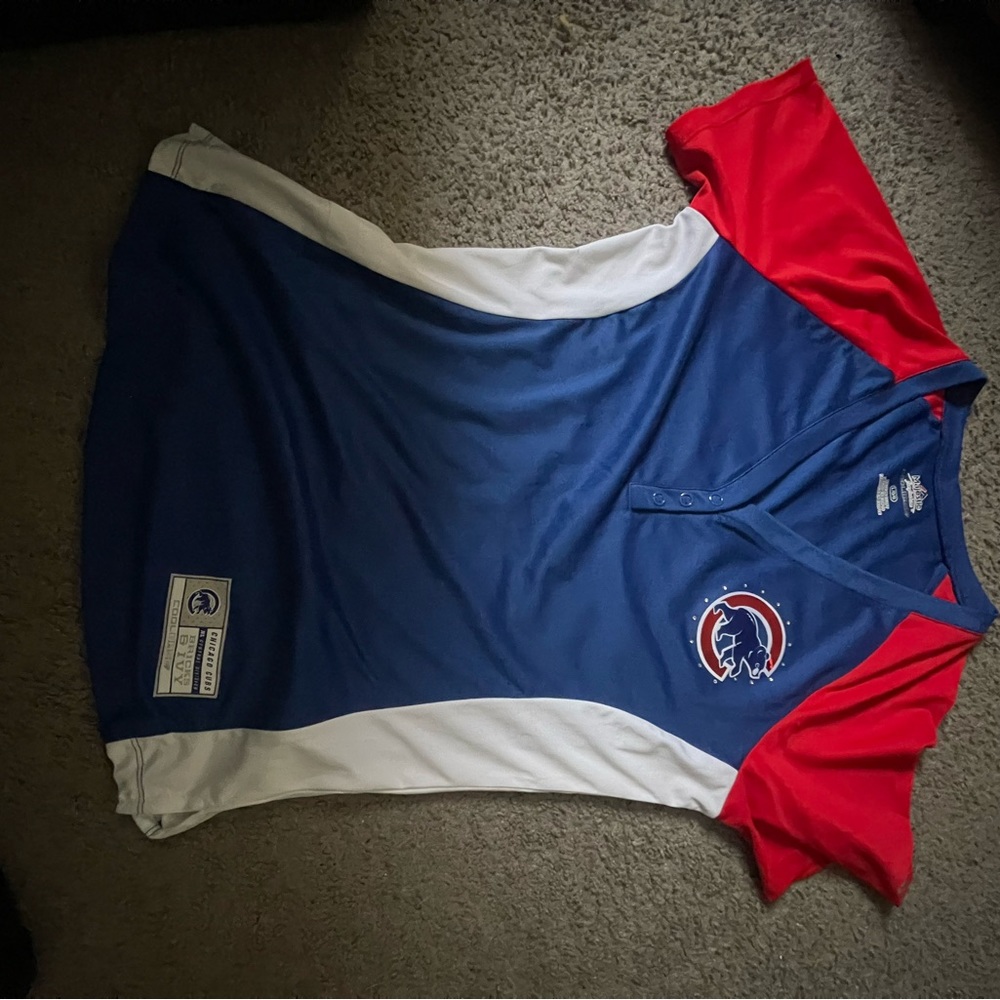 Chicago Cubs Majestic  cool base women’s short sleeve shirt